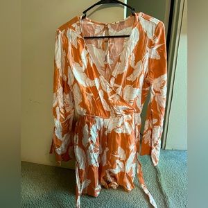 Roxy Hawaiian print romper